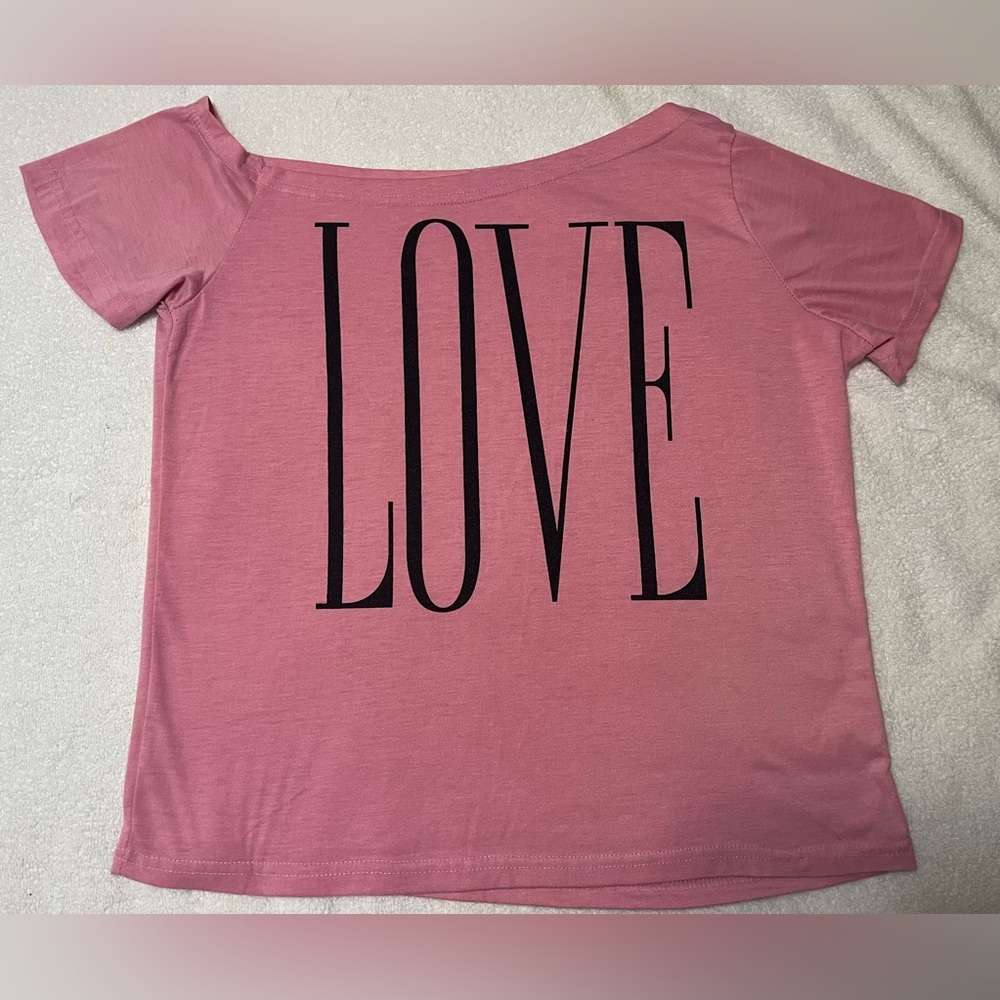 Women “ LOVE “ blouse size Medium